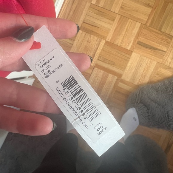 Alice + Olivia Shan Boxy Oversized Cropped Satin Blazer in Candy SAMPLE - Picture 4 of 5